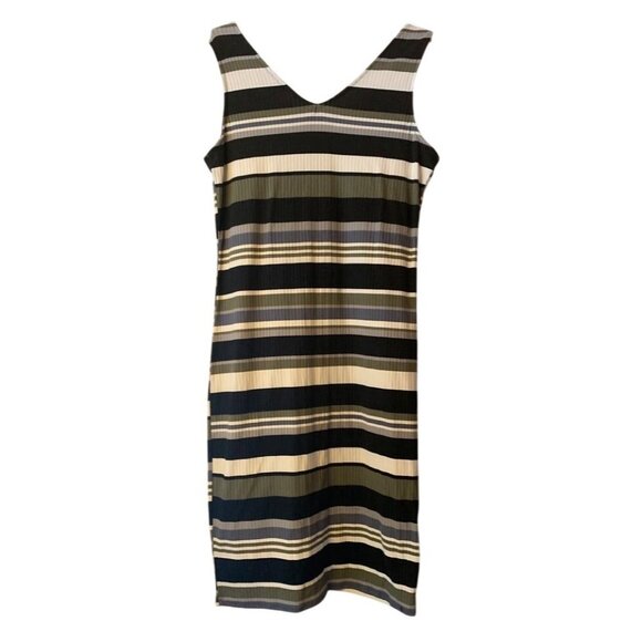 No Boundaries Women's  Resort Wear Comfortable Beachy Sleeveless Button-Down Dre - Picture 2 of 14